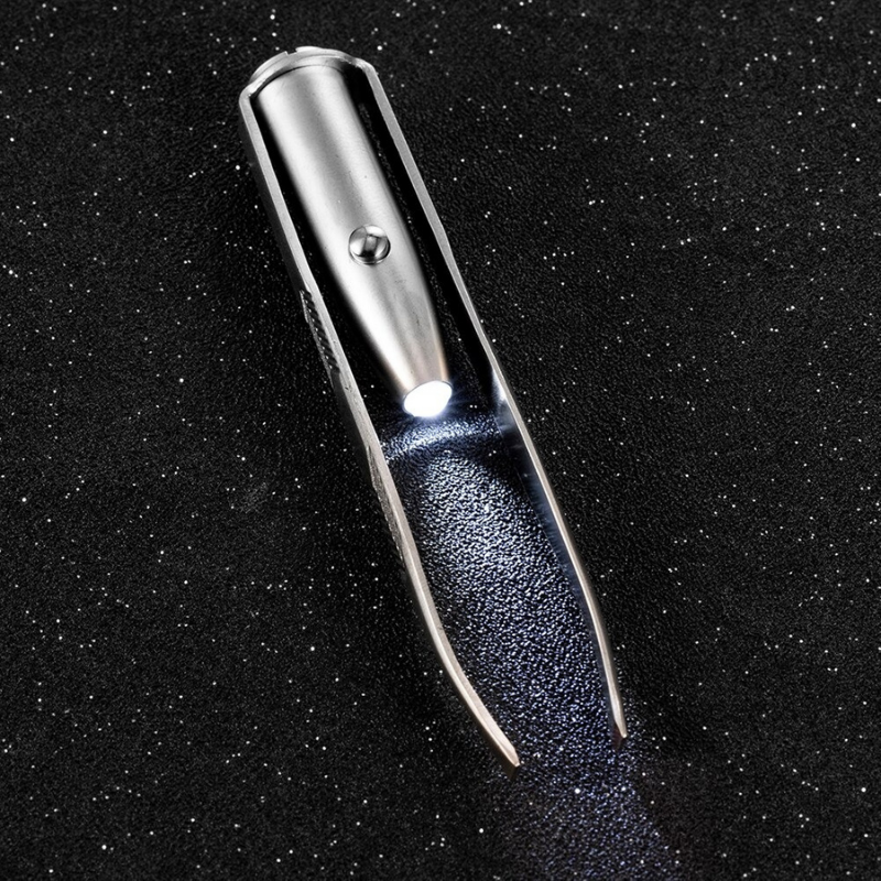 Pince à épiler les sourcils lumière LED